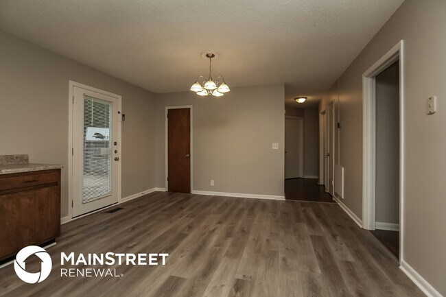 Building Photo - 431 Sunset Dr