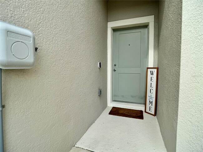 Building Photo - 31386 AMBERVIEW Bnd