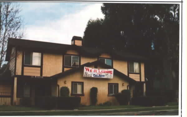 Building Photo - 141 W Olive Ave