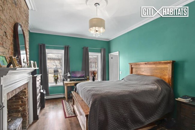 Building Photo - 16 Stuyvesant Ave