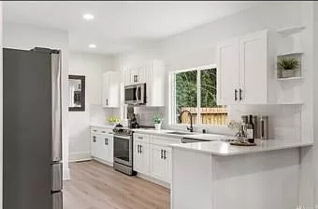 Foto del edificio - 2715 59th Ave NE