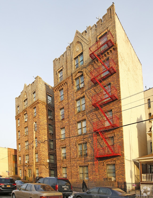 Building Photo - 3111 Glenwood Rd