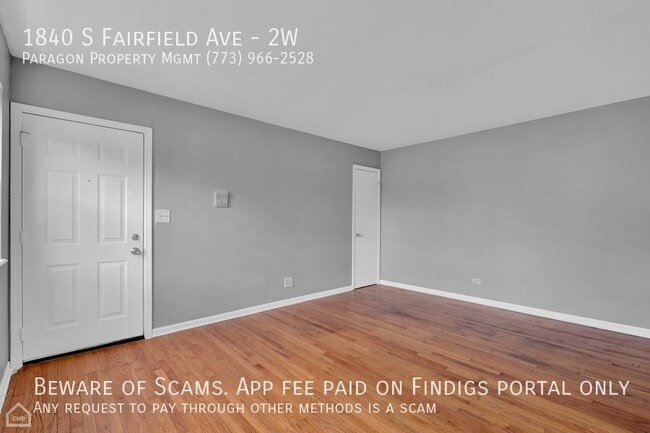 Building Photo - 1840-1850 S Fairfield Ave