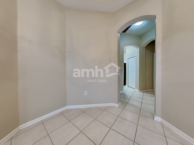 Building Photo - 2657 Snail Kite Court