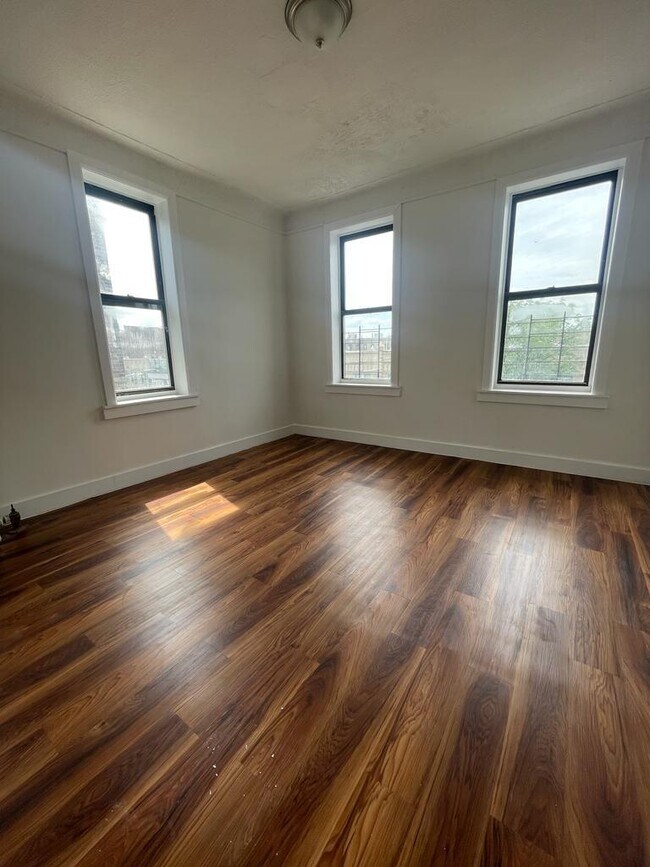 5115 13th Ave Unit 4DD, Brooklyn, NY 11219 Room for Rent in Brooklyn