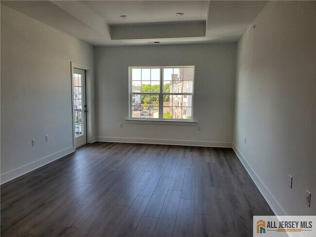 Foto del edificio - 1033 Vanderbergh Blvd