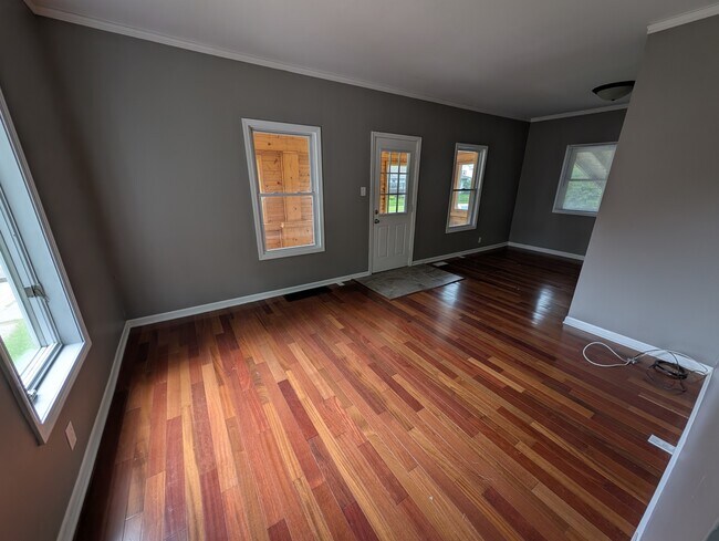 Foto del edificio - 719 Marsh St