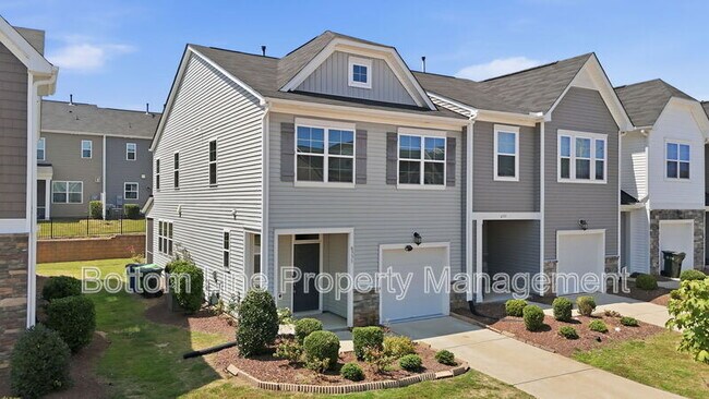 Building Photo - 6331 Andante Ave