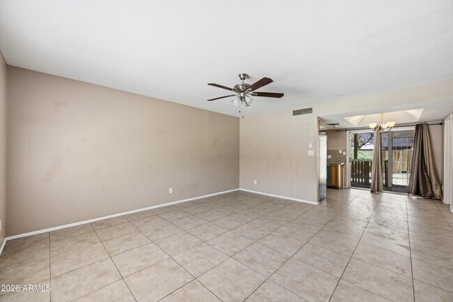 Foto del edificio - 10411 N 11th Ave