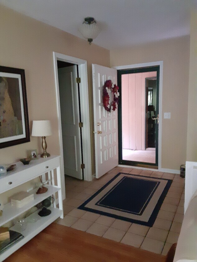 2018 Trailridge N Unit Hillside Villas, Mishawaka, IN 46544 Condo for