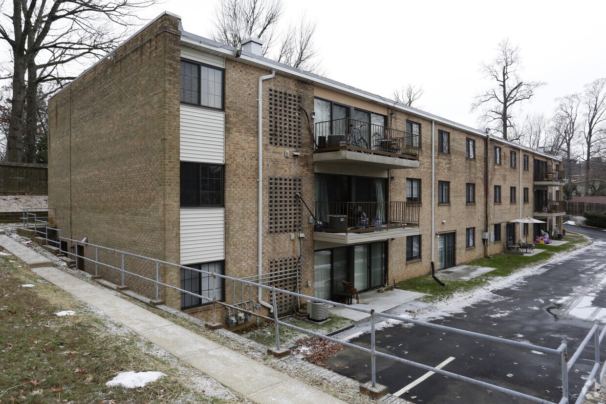 Foto del edificio - 5105 10th Pl S