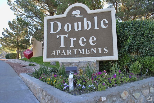 Building Photo - Double Tree Apartments