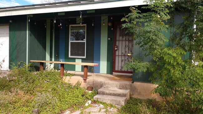 Foto del edificio - 1011 Nile St