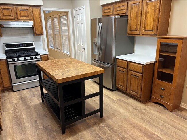 Foto del edificio - 14814 Elk Hill Ct