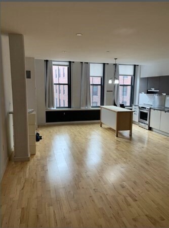 Primary Photo - 346 Congress St