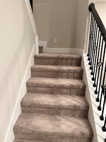 Foto del edificio - 2909 Bluets Dr