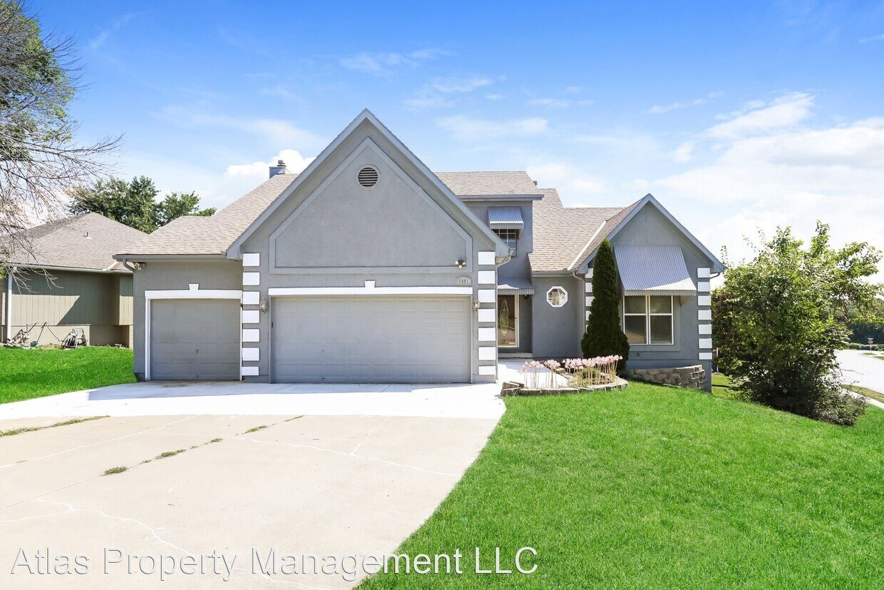 Primary Photo - 4 br, 4 bath House - 5401 NE Sunshine Dr