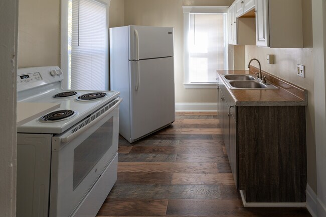 Cocina - 1171 La Croix Ave