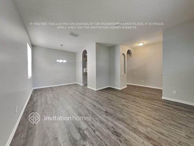 Building Photo - 10332 Goldenbrook Way