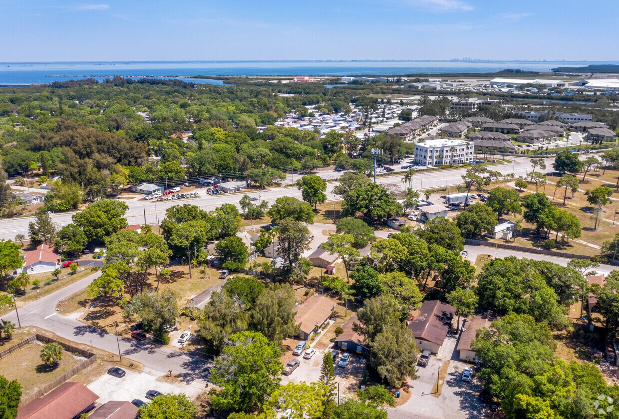 Aerial Photo - 15529 Verona Ave