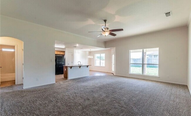 Foto del edificio - Beautiful / Spacious / 3 Bed Home in Killeen