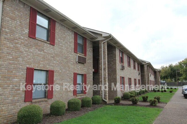 Foto del edificio - 102 Laurel Cove Dr