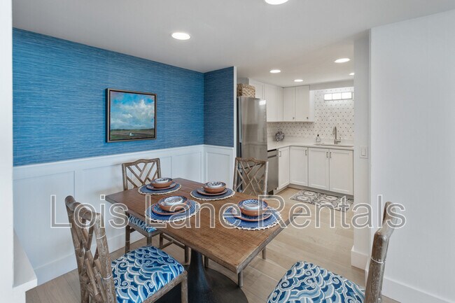 Foto del edificio - 14 Lockwood Dr