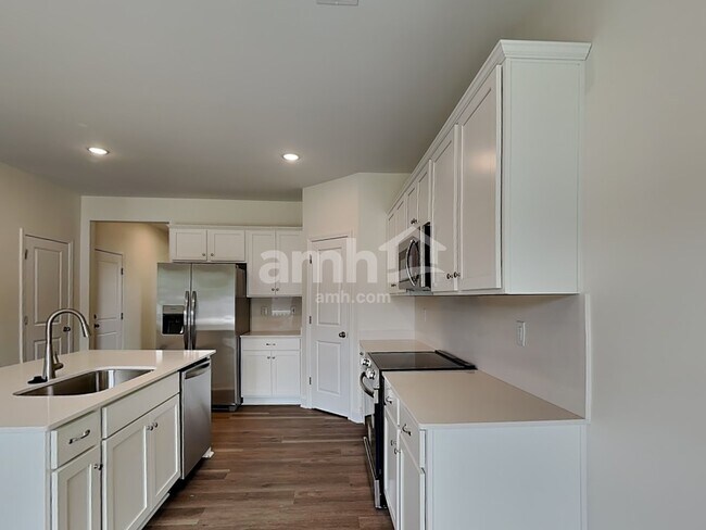 Foto del edificio - 3503 Lincoln Hts Ln