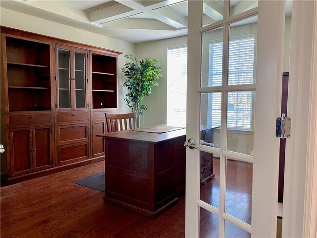 Foto del edificio - 1076 Grassy Field Rd