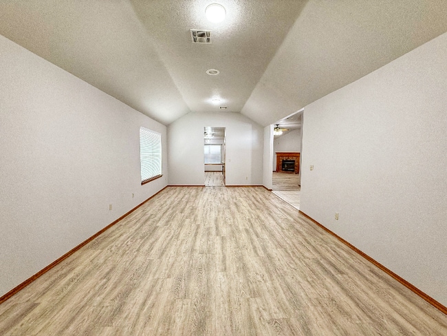 Building Photo - 6605 NW 134th St