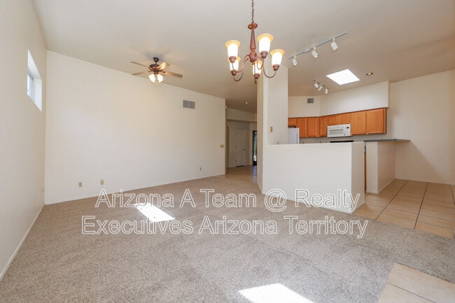 Building Photo - Placita Rio Cabo-7427 E