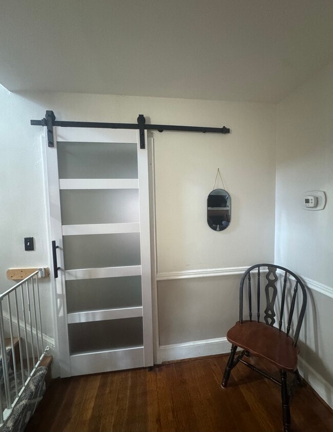Foto del edificio - 26946 Ridge Rd