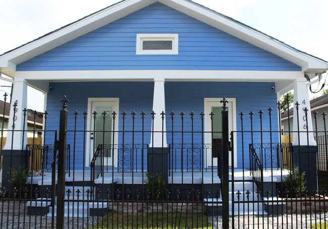 Building Photo - 4906 Loyola Ave