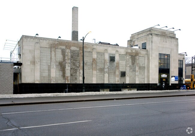 Foto del edificio - Western U Flats