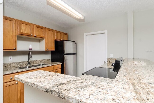 Foto del edificio - 4601 W Paxton Ave