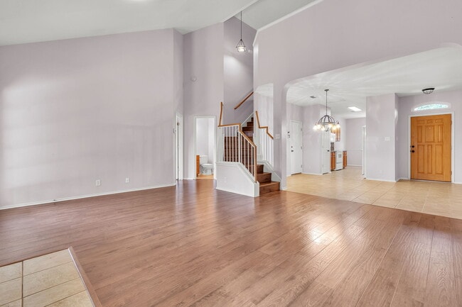 Building Photo - 21539 Encino Lookout