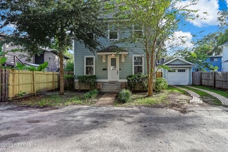 Building Photo - 1228 Willow Ct