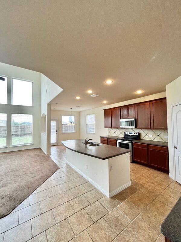 Foto del edificio - 14820 Frisco Ranch Dr