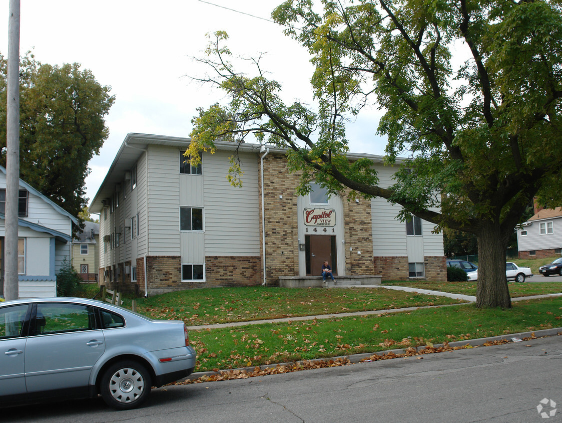 Building Photo - Capitol View Apartments