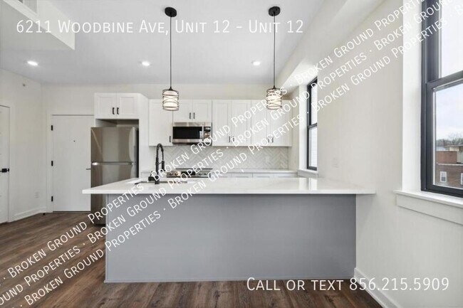 Building Photo - 6211 Woodbine Ave