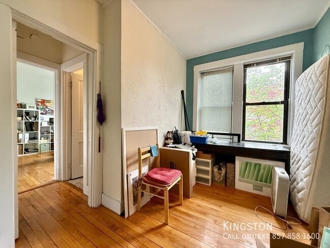 Photo - 125 Babcock St Apartment