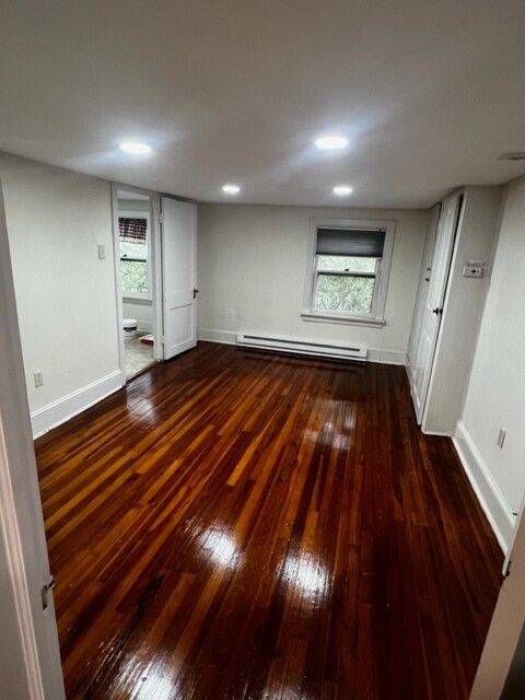 Foto del edificio - 119 W Maple Ave