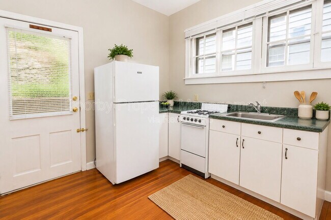 Photo - 318 Tremont St Apartment
