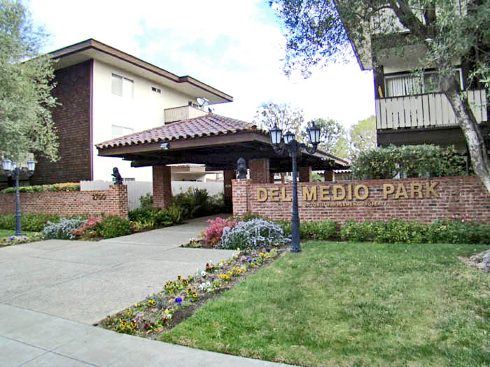 Primary Photo - 2700 Del Medio Ct