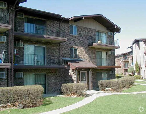 Primary Photo - Woodbury Apartments