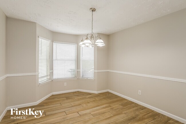 Building Photo - 20239 Misty Pines Dr