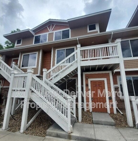 Building Photo - 5024 Everett St