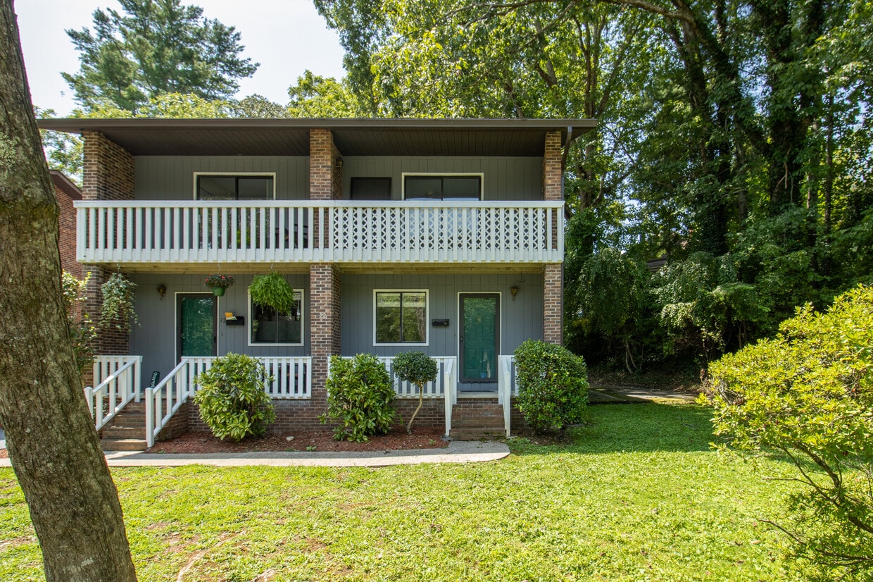 Photo - 70 Greenville Hwy (Brevard, NC)