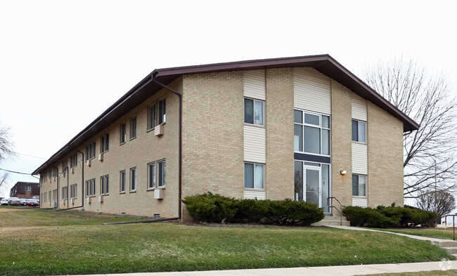 Building Photo - Pleasant Apartments