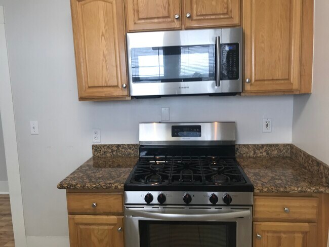 Stove - 342 E 15th St